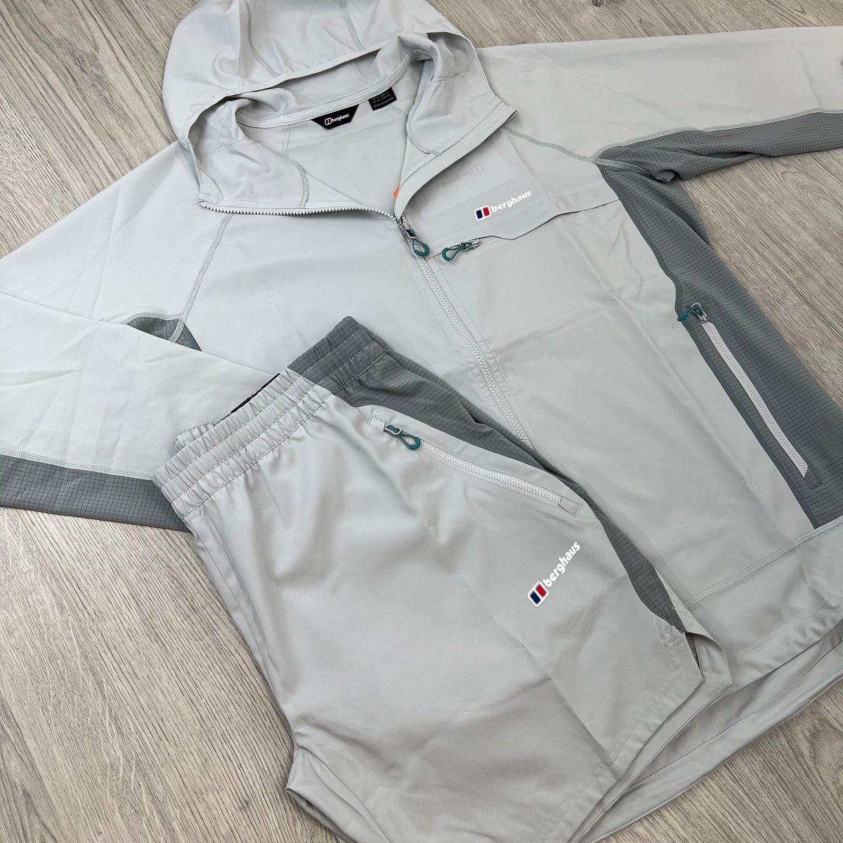 Berghaus 'WaverTree' Tracksuit - Grey