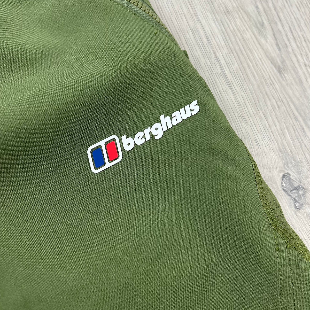 Berghaus 'WaverTree' Shorts - Khaki