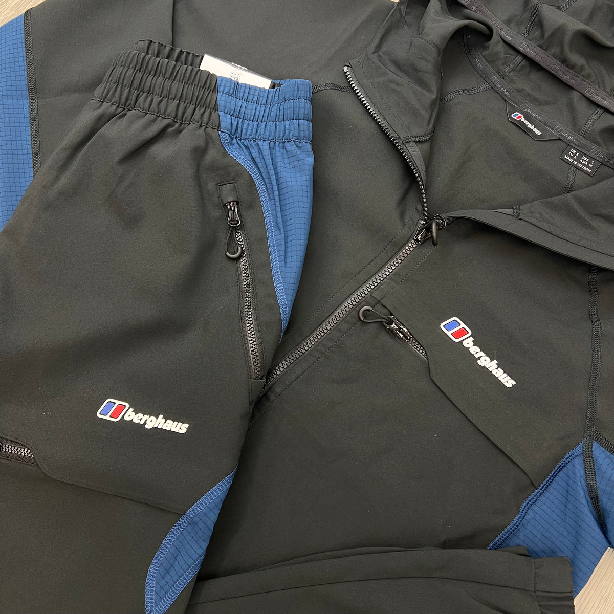Berghaus 'WaverTree' Tracksuit - Black