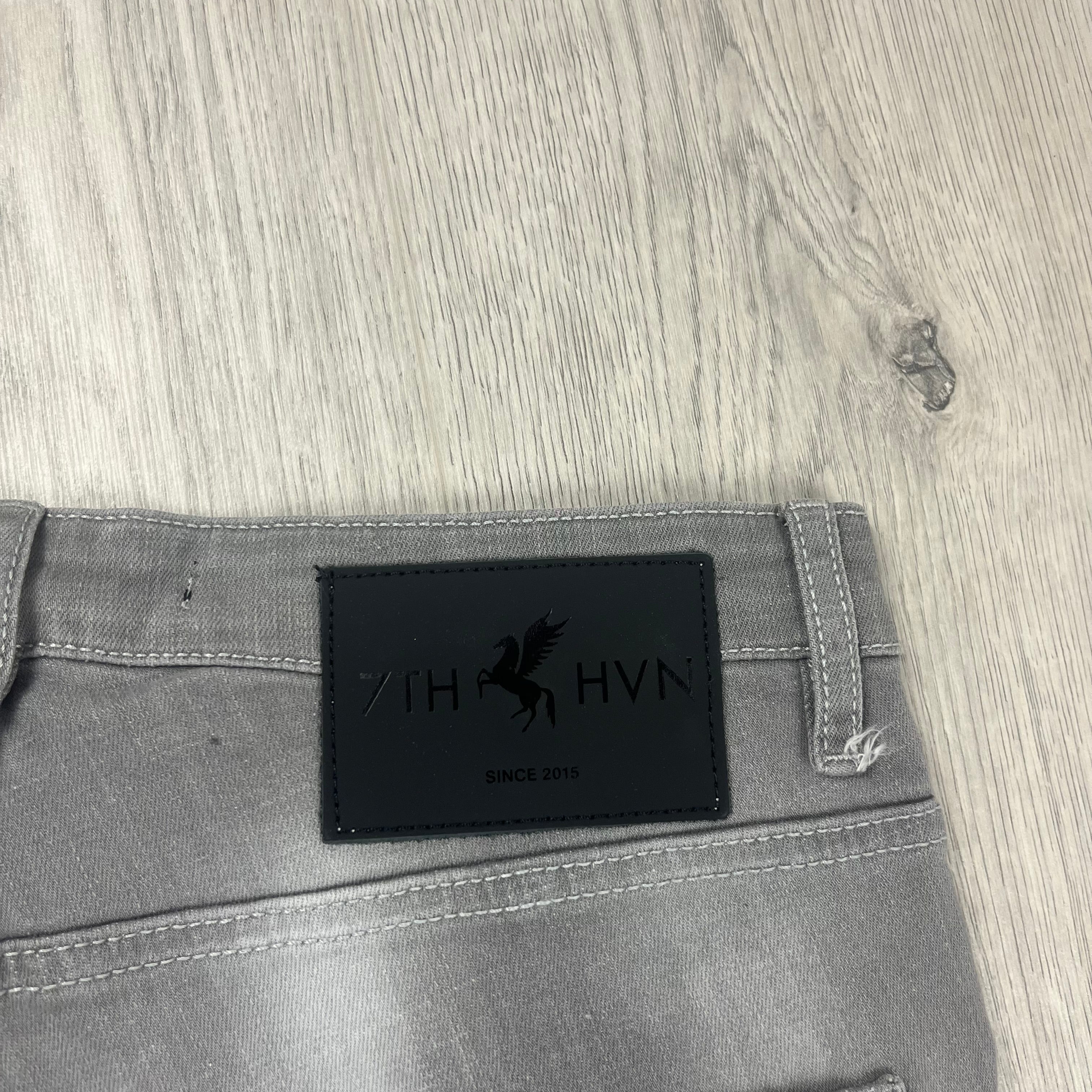 Trendy Distressed Jeans