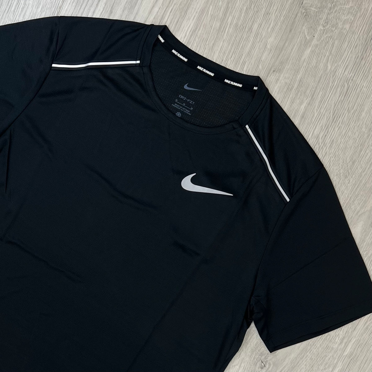 Nike 'Miler' T-Shirt - Black