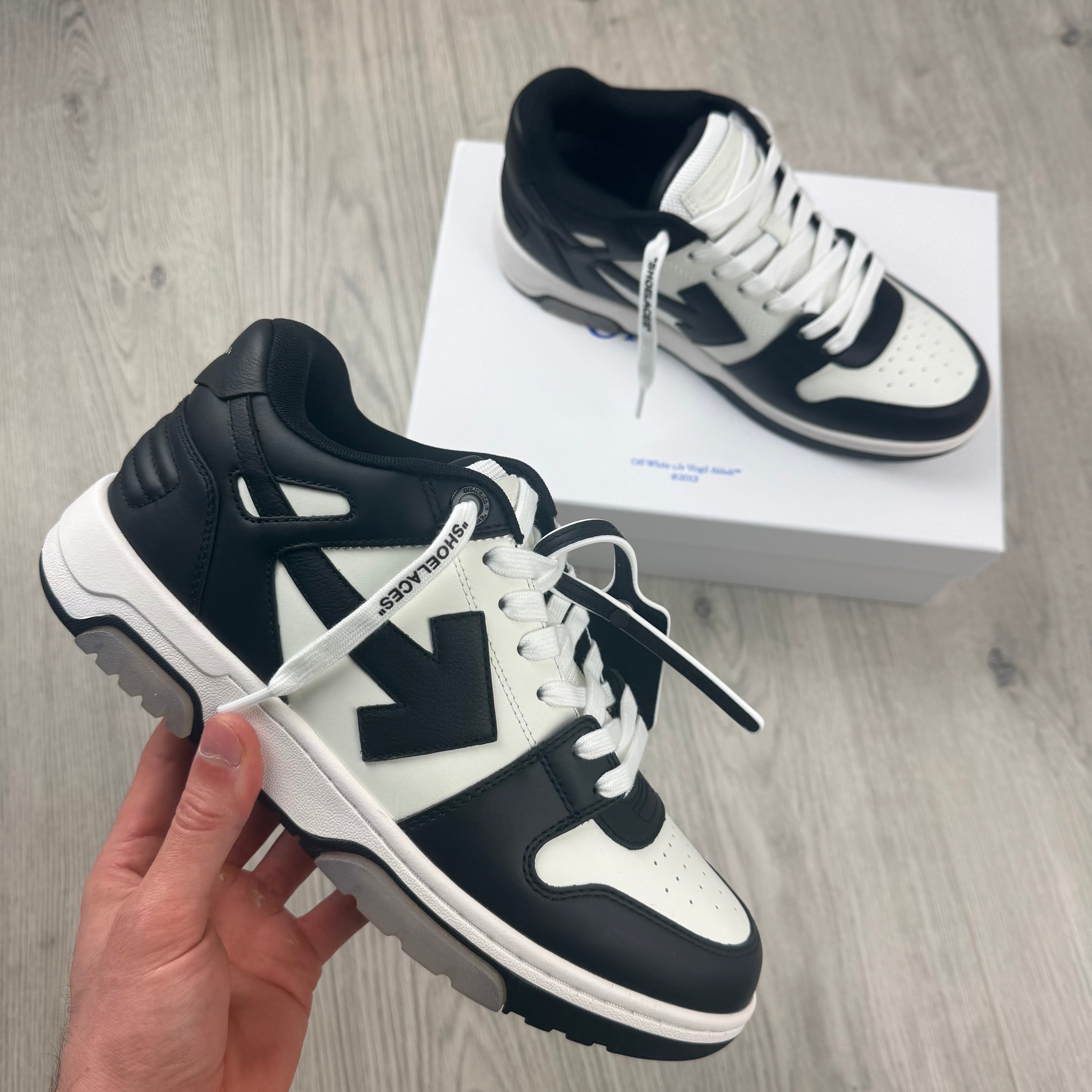 Off-White 'Out Of Office' Sneakers - White/Black