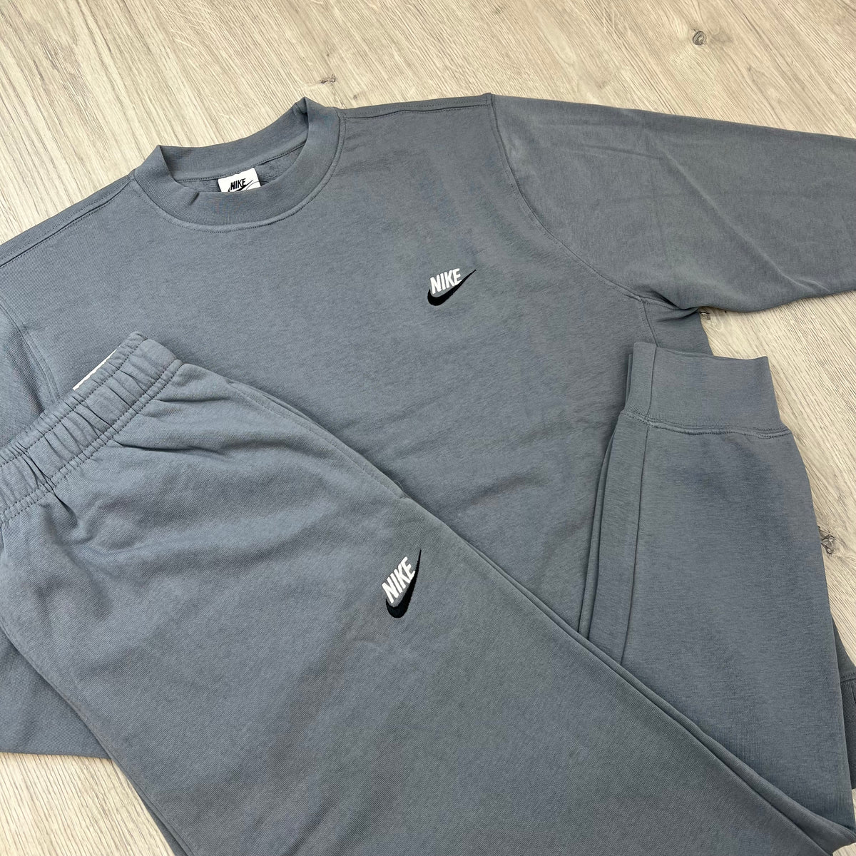 Nike Club Tracksuit - Grey